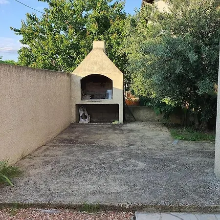 Maison Avec Piscine Proche De Montpellier Casa vacanze Saint-Bres (Herault)